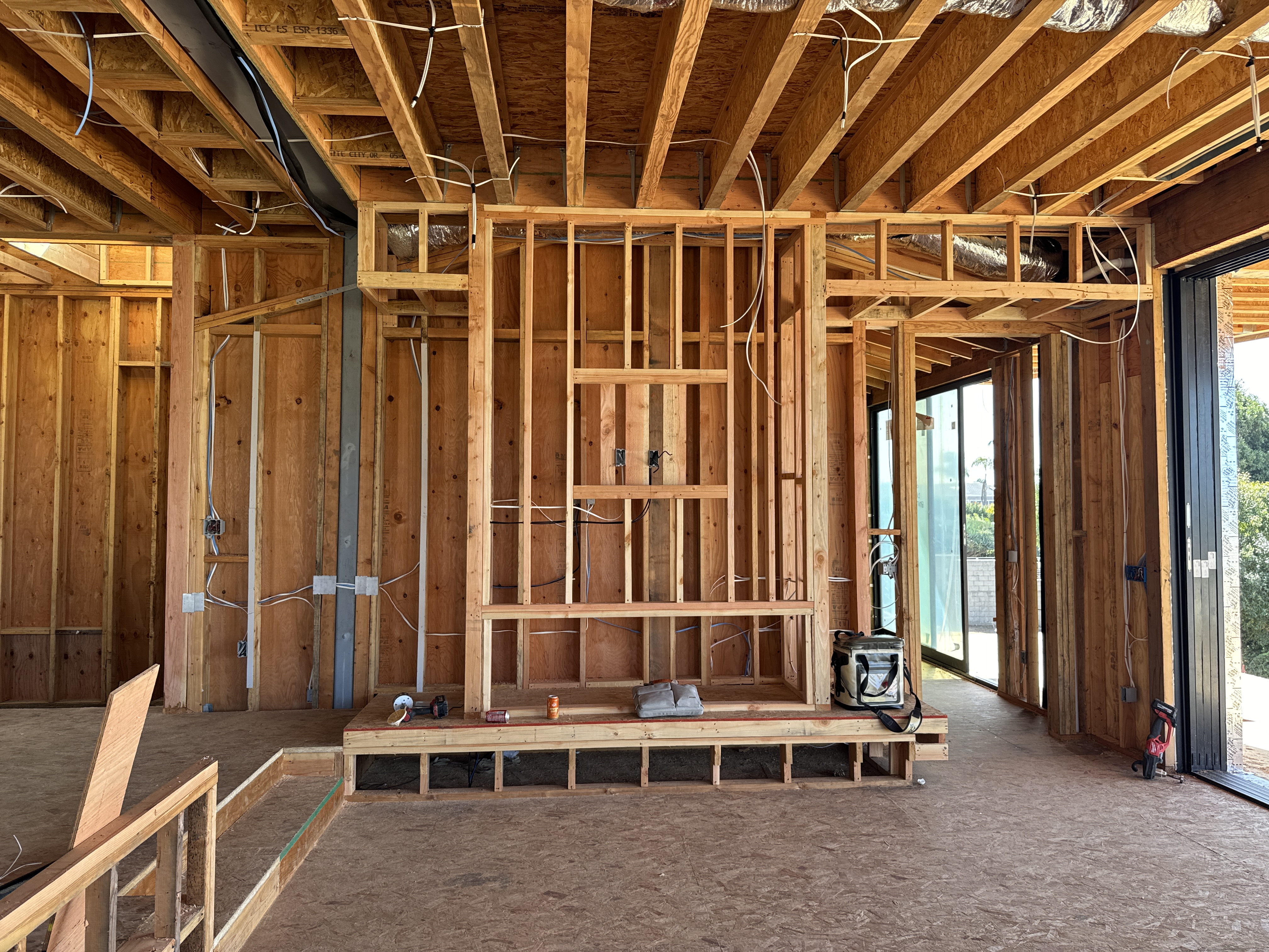 Professional Commercial Property Renovation - Cali Dream Construction